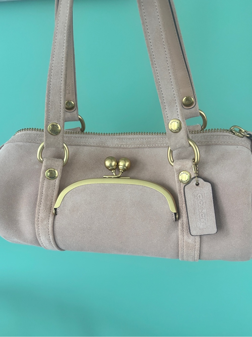 Coach Kisslock Barrel Bag in nuage Suede & Leather NWT CDZ16